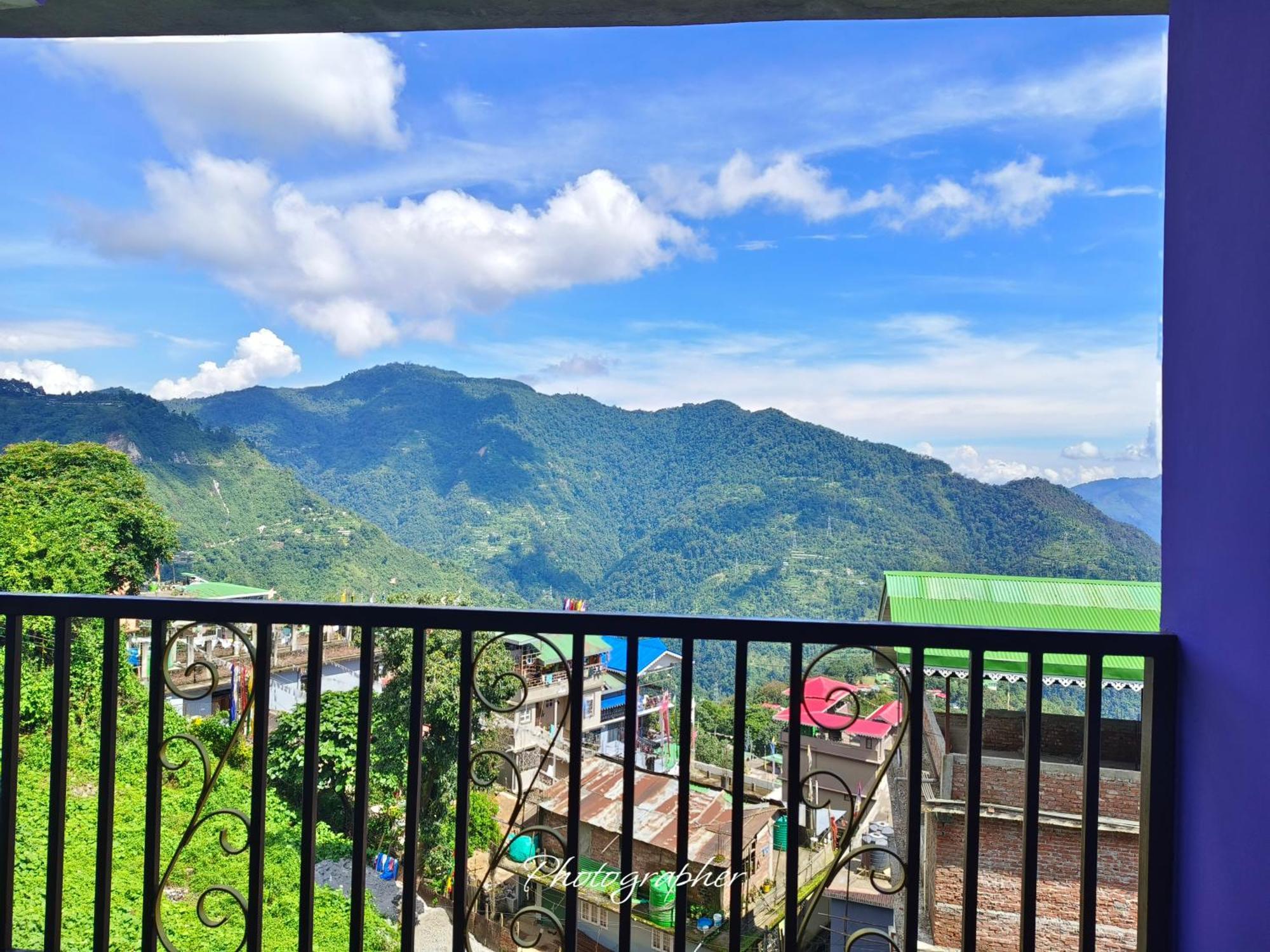 Sharthi Homestay And Lodging Namchi Exteriör bild