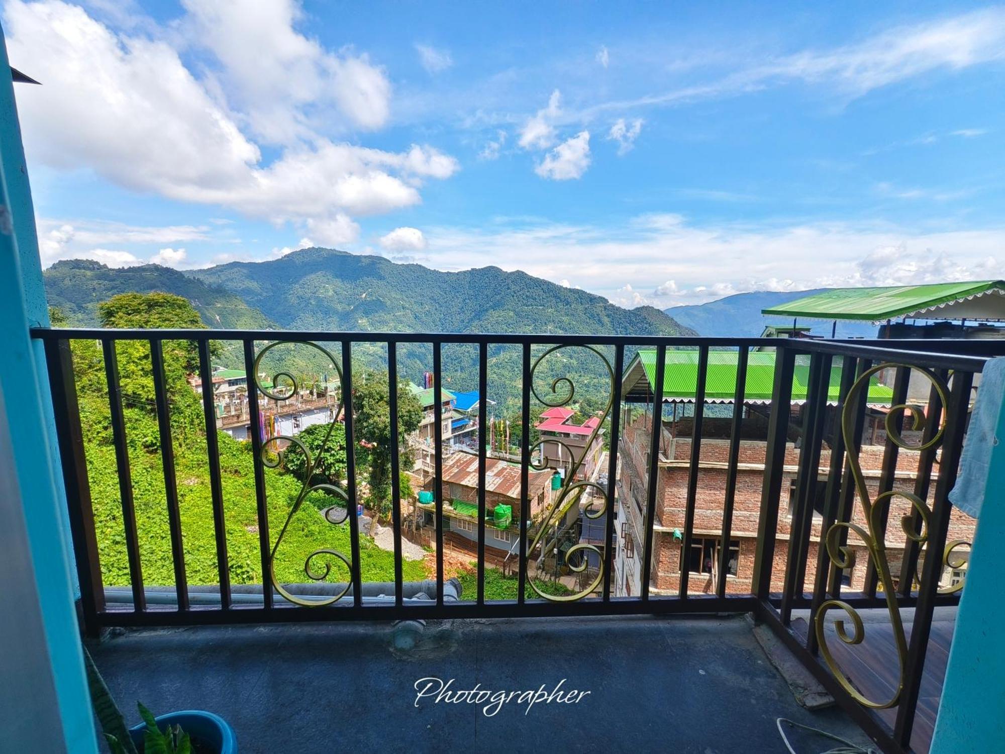 Sharthi Homestay And Lodging Namchi Exteriör bild